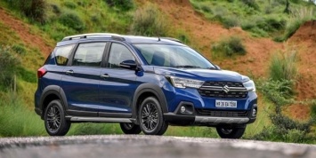 Toyota начнет выпускать кроссвэн Suzuki XL6 под своим логотипом