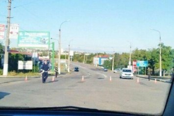 Взрыв на мосту в захваченном Луганске: появились первые фото