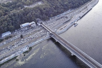 Минветеранов пообещало защищать минера, который хотел подорвать мост Метро в Киеве