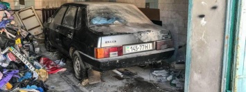 В Украине нашли уникальный ВАЗ 21099, простоявший в гараже 26 лет