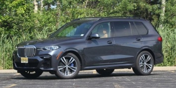 BMW X7 M60i порадует клиентов мотором V12
