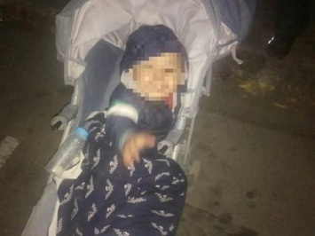 Полиция ищет родителей: посреди ночи одесситы нашли двухлетнего ребенка
