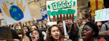 Глобальная климатическая забастовка: сотрудники Google, Amazon и Microsoft угрожают не выйти на работу из-за ущерба их компаний окружающей среде