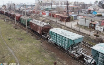 Во Львовской области неизвестные перекрыли железную дорогу