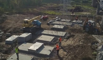 В Станице Луганской началось строительство временного моста