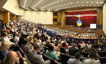 Новые депутаты, отчеты департаментов и проверка Госгеокадастра: Самардак созывает депутатов на очередную сессию