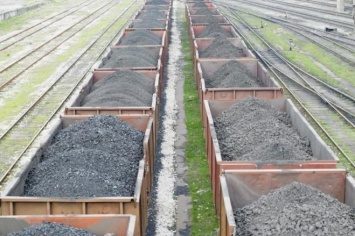 Коломойский продает «Центрэнерго» российский уголь по цене выше «Роттердам+», - Корольчук