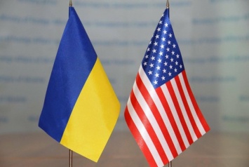 За тысячи километров: Почему Украина оказалась в центре американского скандала