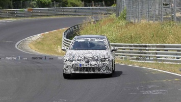 Volkswagen тестирует «заряженный» Golf GTI на Нюрбургринге (ФОТО)