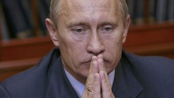 Путина «похоронили» в России: начались задержания, кадры "расправы" слили в сеть