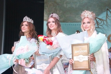 В Ялте прошел финал конкурса «Мисс Крым - 2019»: корона уехала в Севастополь