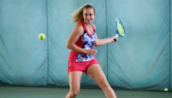 Снигур выйшла в четвертьфинал турнира ITF в Великобритании
