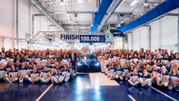 Корпорация Maserati выпустила 100-тысячный спорткар Ghibli (ФОТО)