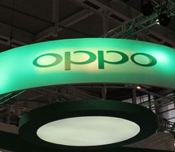 OPPO подтвердила дизайн и ключевые особенности Reno Ace