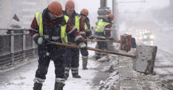 В России придумали новый способ уборки снега с проезжей части