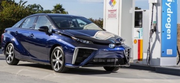 Водородный автомобиль Toyota Mirai второго поколения выйдет в 2020 году