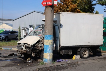 В Днепре на Богдана Хмельницкого случилось два ДТП с грузовиками