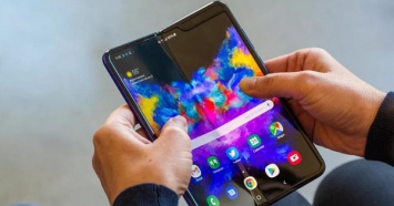 Samsung не будет продавать Galaxy Fold в Украине