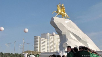 Зачем президенту Туркмении Бердымухамедову двухпалатный парламент?