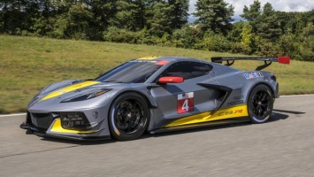 Представлен новый гоночный Chevrolet C8.R (ФОТО)