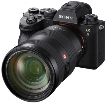 Полнокадровая фотокамера Sony Alpha 9 II оснащена гигабитным Ethernet-портом