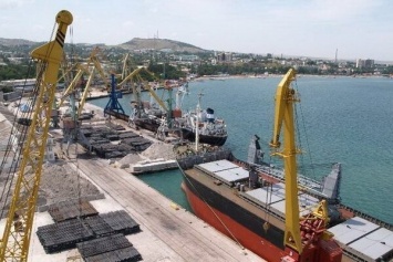 ''Порт заработал?'' В украденном Крыму заявили о ''прорыве санкций''