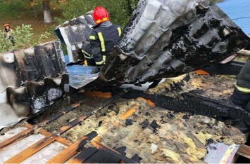 Пожар в центре Киева: в огне оказался супермаркет вблизи метро «Дорогожичи»