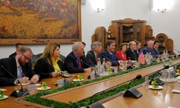 Конгрессмены США на встрече с министром обороны Загороднюком обсудили военную поддержку Украины и борьбу с коррупцией