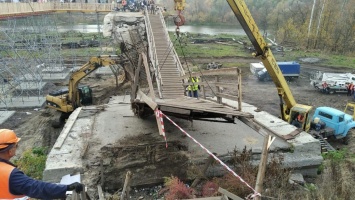 Названа новая дата открытия моста в Станице Луганской