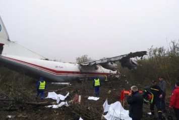 Авиакатастрофа под Львовом: состояние двух пострадавших стабильное, третий в реанимации