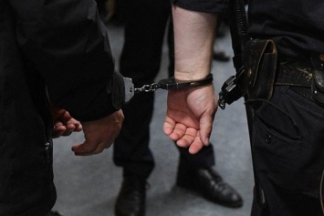 Мужчину с гранатой задержали у дверей жилого дома в Харькове