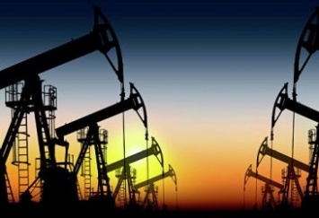Новак спрогнозировал падение нефтедобычи в России