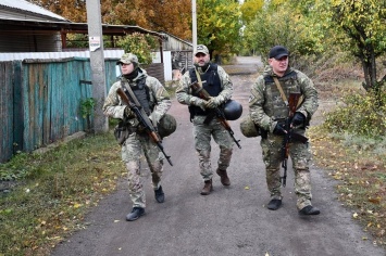 Перед разведением сил на Донбасс направили дополнительные наряды полиции - МВД