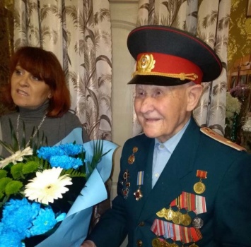 Житель Каменского отметил 100-летний юбилей