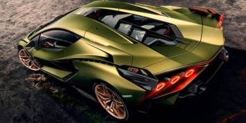 Четырехдверный Lamborghini получит электрический двигатель