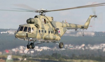 В Днепр на военном вертолете эвакуировали раненого бойца