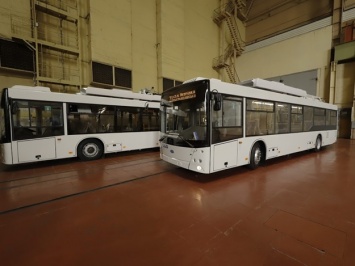 С низким полом и кондиционерами: до конца года Днепр получит 12 новых троллейбусов от Южмаша