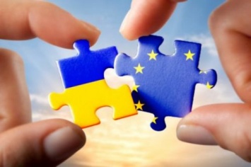 Аналитик полагает, что политики Евросоюза уже устали от бездействия и популизма украинских коллег