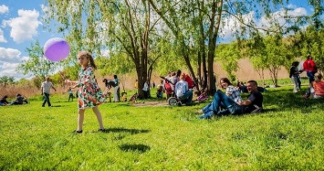 Программа мероприятий на День защитника Украины и выходные в парках Днепра