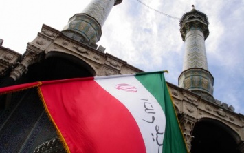 Иранский танкер взорвался у Саудовской Аравии - подробности
