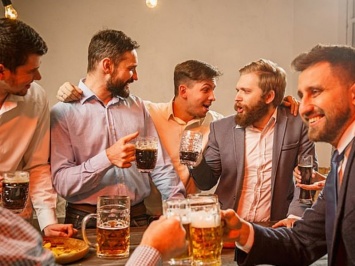 Ученые все-таки разрешили мужчинам алкоголь