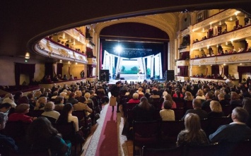 В Киевской опере начался шестнадцатый международный фестиваль православного кино "Покров"