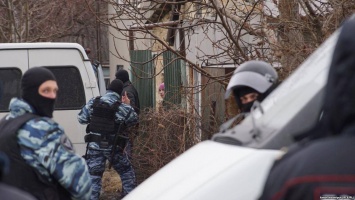 ФСБ ворвалась в крымскую мечеть: первые подробности