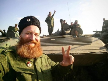 Фотографировались с боевиками и не только: еще 4 российским актерам запретили въезд (фото)