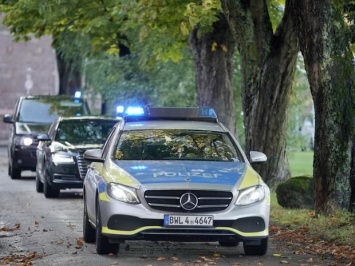 Стрельбу возле синагоги в Германии расследуют как правоэкстремистский теракт, нападающий сознался в совершении преступления