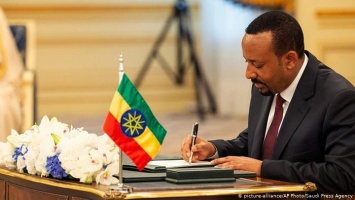 Комментарий: Нобелевская премия премьеру Эфиопии - наивное решение