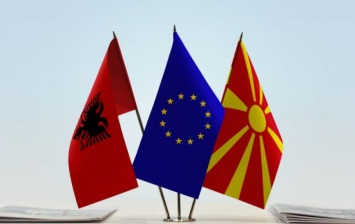Франция может помешать вступлению в ЕС Албании и Северной Македонии, - СМИ