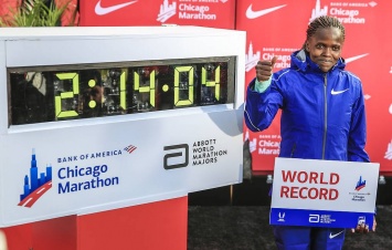 Кенийская бегунья побила мировой рекорд 16-летней давности
