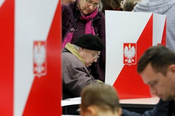 В Польше появится монокоалиция - правящая партия побеждает на выборах