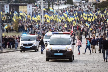 Массовые мероприятия в Киеве проходят без нарушений правопорядка, - полиция